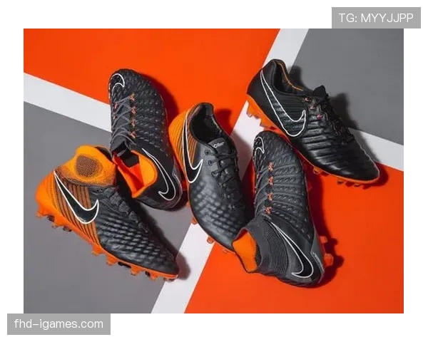 耐克发布全新欧冠决赛阶段专用足球“永恒之星”